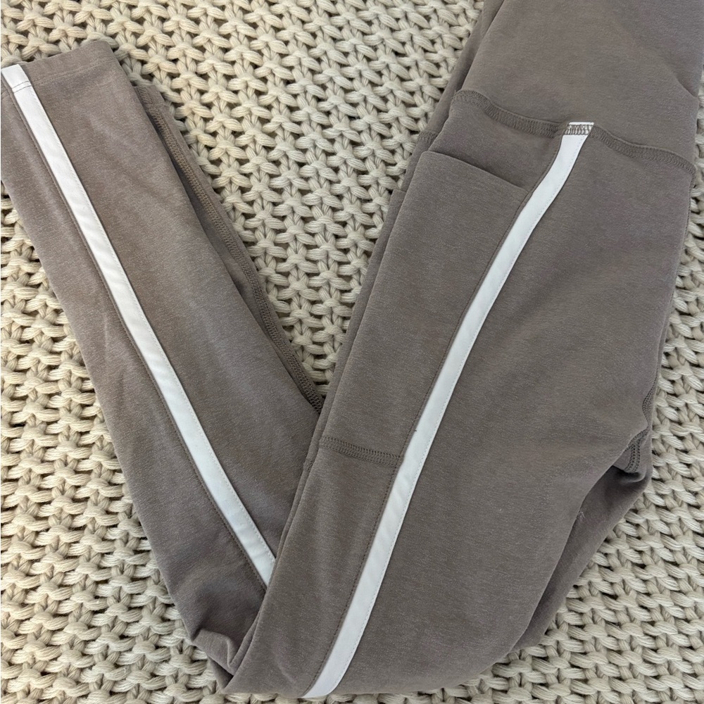 Beyond Yoga Brown Leggings with White Stripe